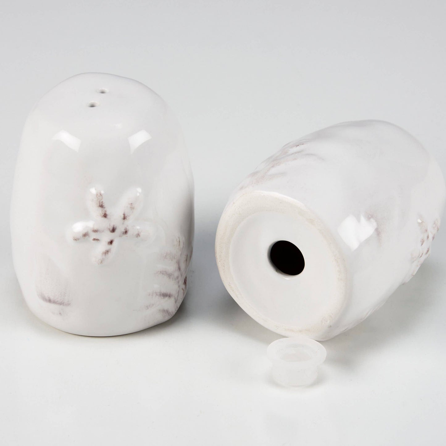 Embossed Beach Salt And Pepper Shakers