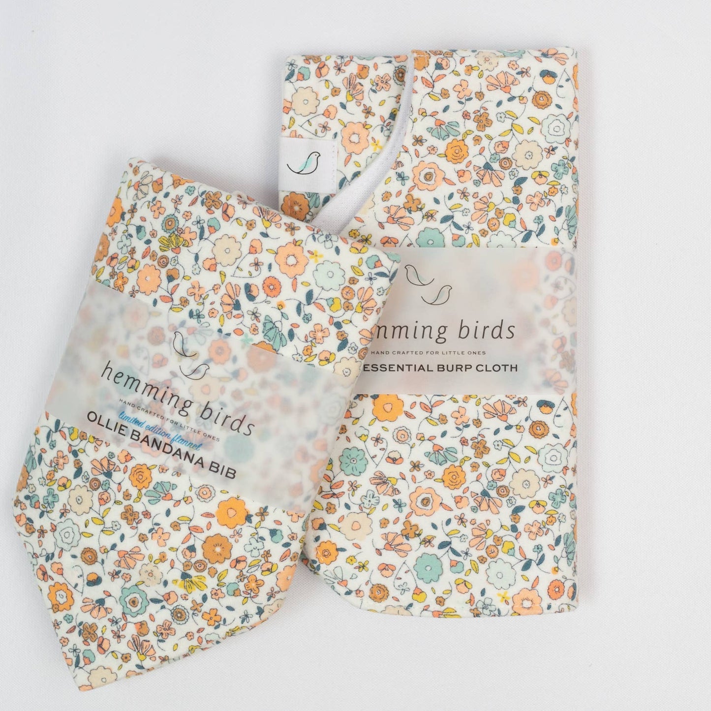 Ollie Bandana Bib - Ditsy Floral