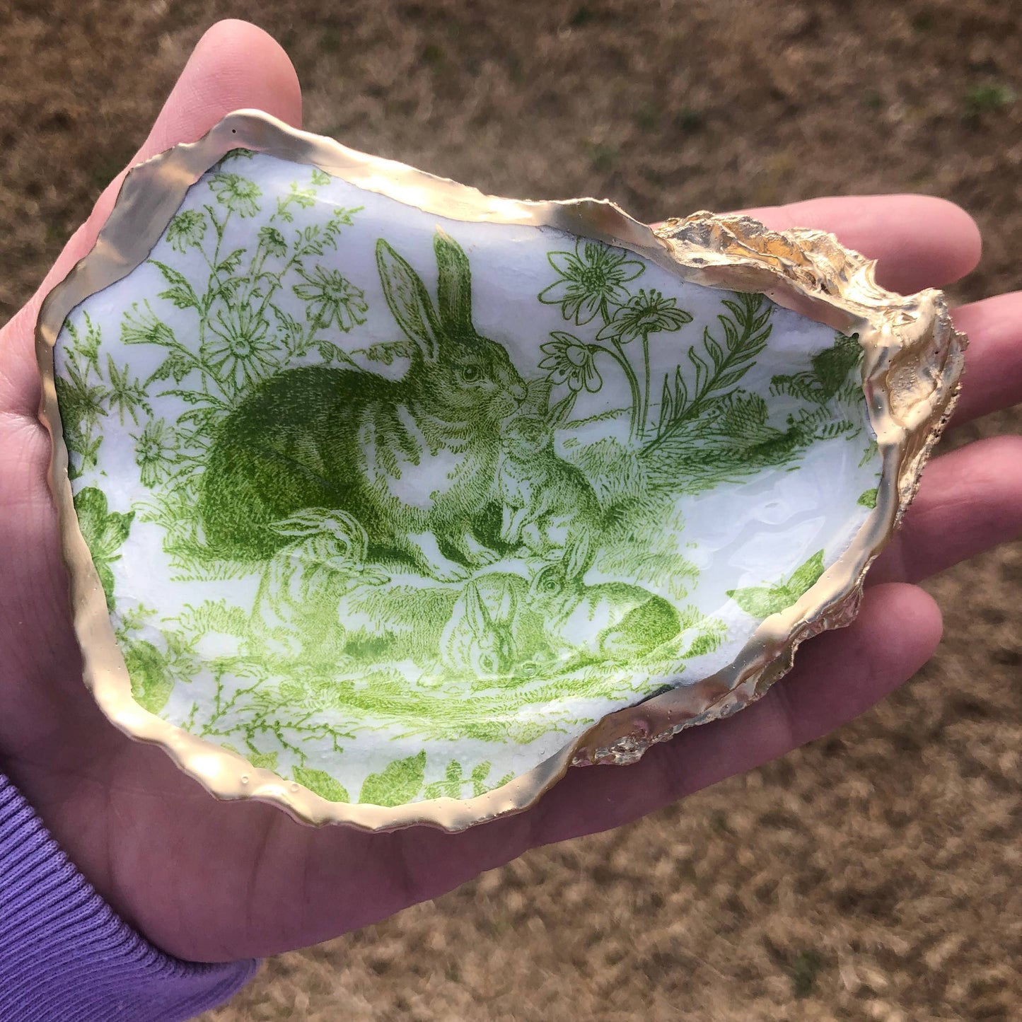Decoupage Oyster Ring Dish--Bunny Toile