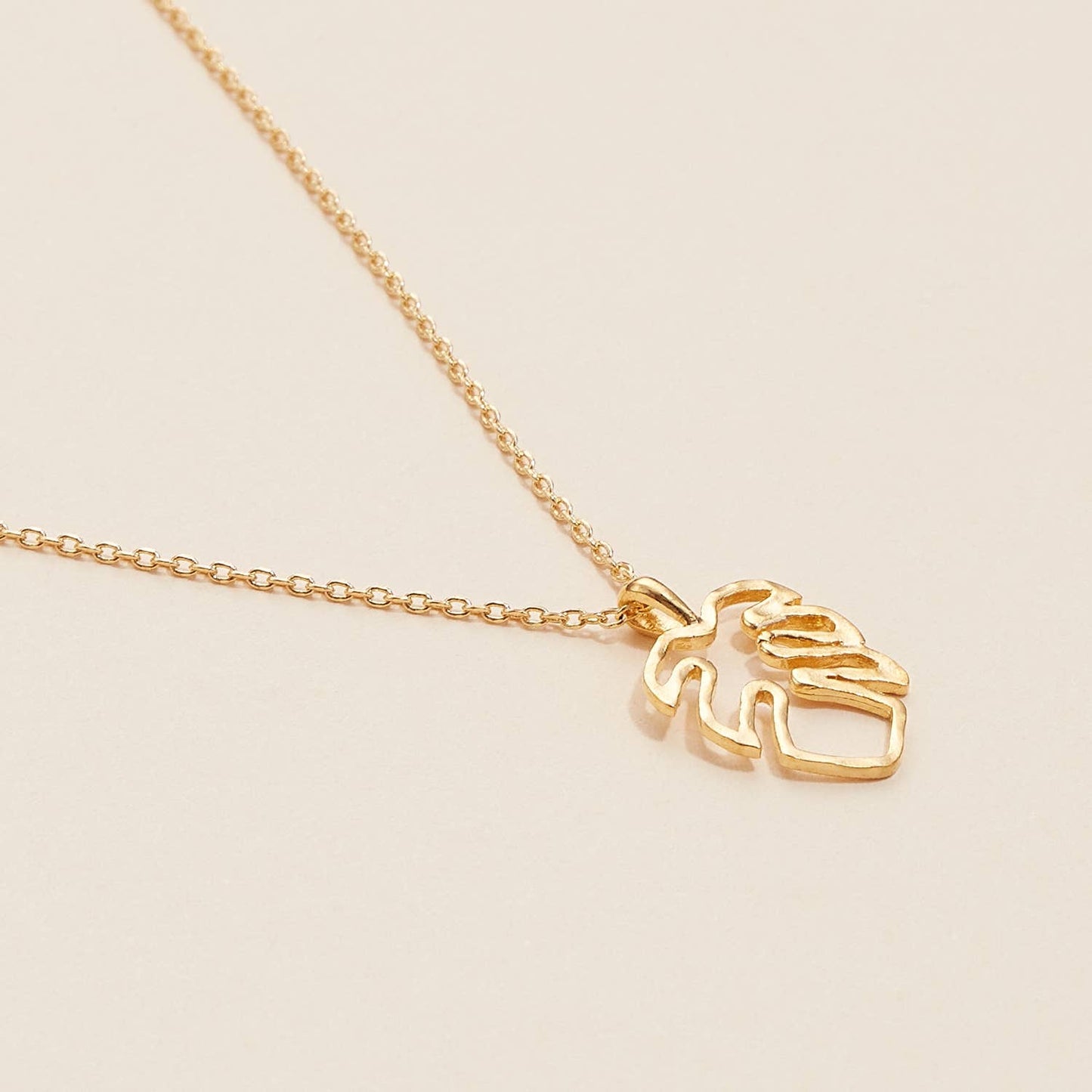 Monstera Leaf Necklace in 18K Gold Dipped