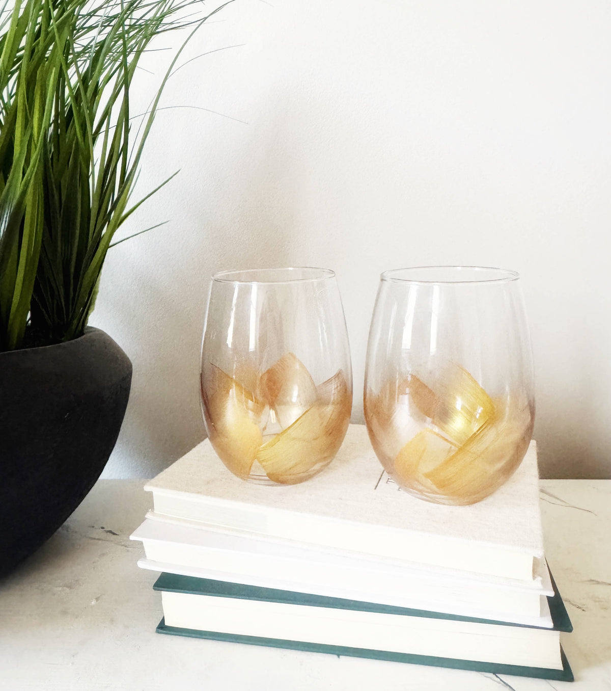 Luxury Gold Hand-Painted Wine Glasses