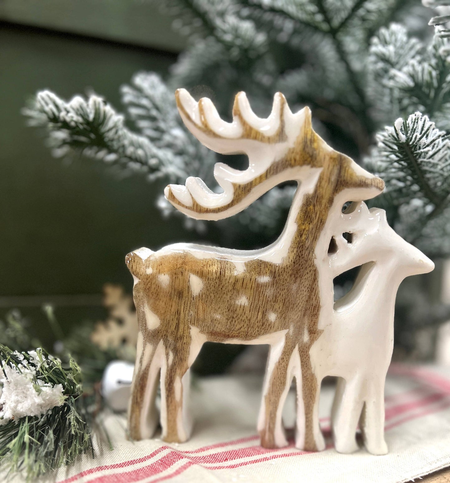 Wooden Reindeer With Enamel 6x5in