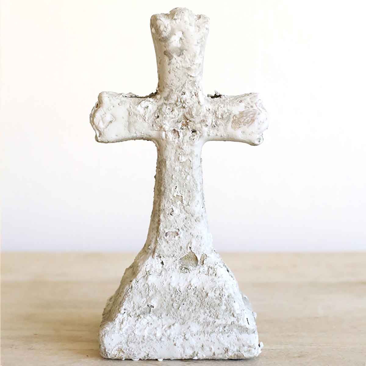 Croix Decor Antique Cream