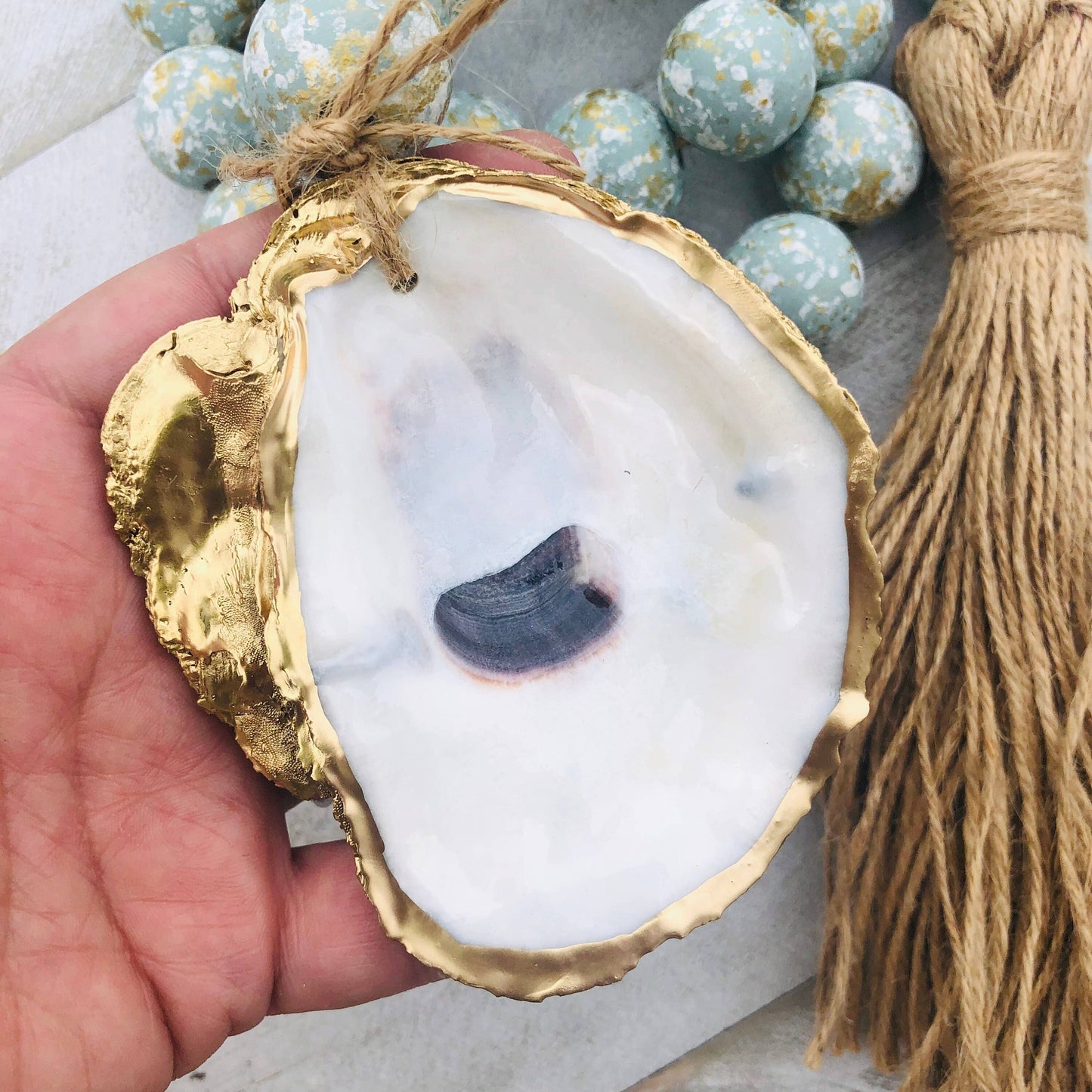 Blessing Bead Garland With Oyster And Tassel