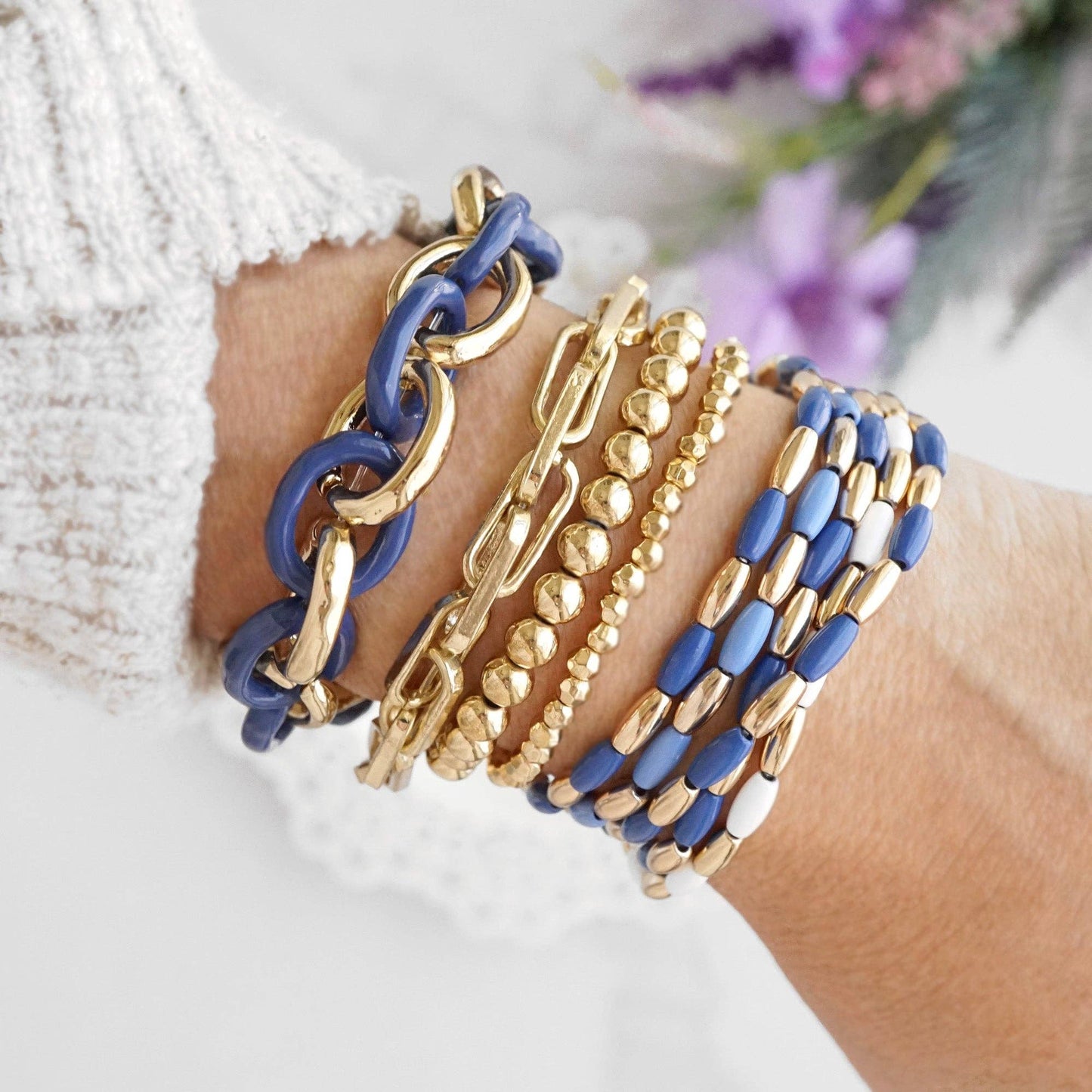 Rice bead bracelet stack 5 bracelets - Blues and Gold tone