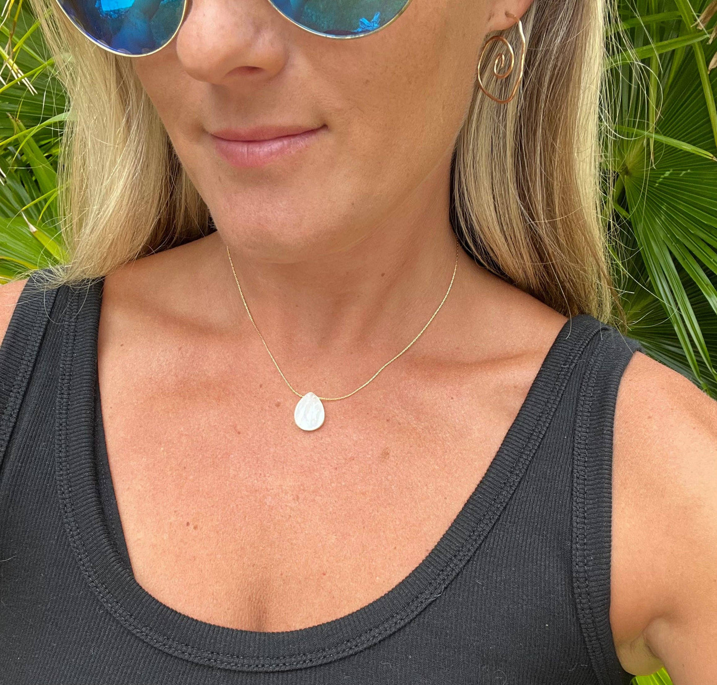 Pearl Tear Drop Gold Necklace