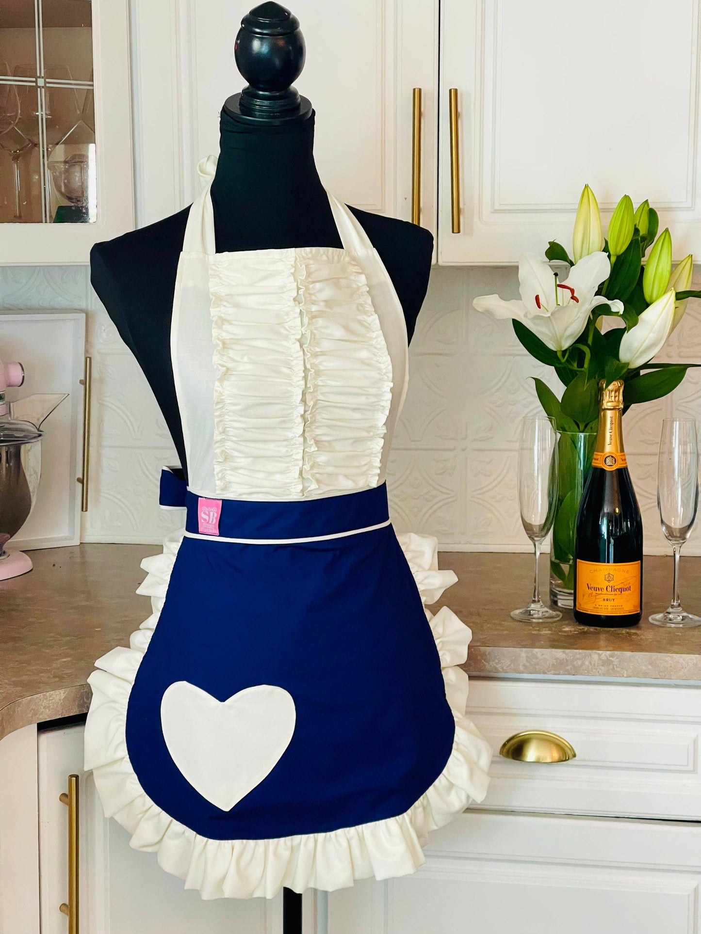 Vintage Darling Apron In Navy (Coastal Vibes)