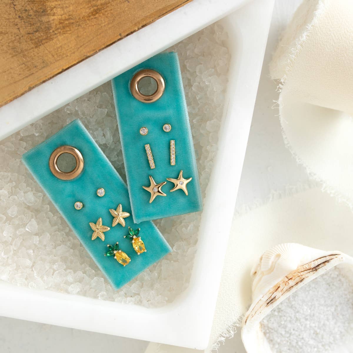 Pineapple And Starfish Velvet Set/3 Stud Gift Set