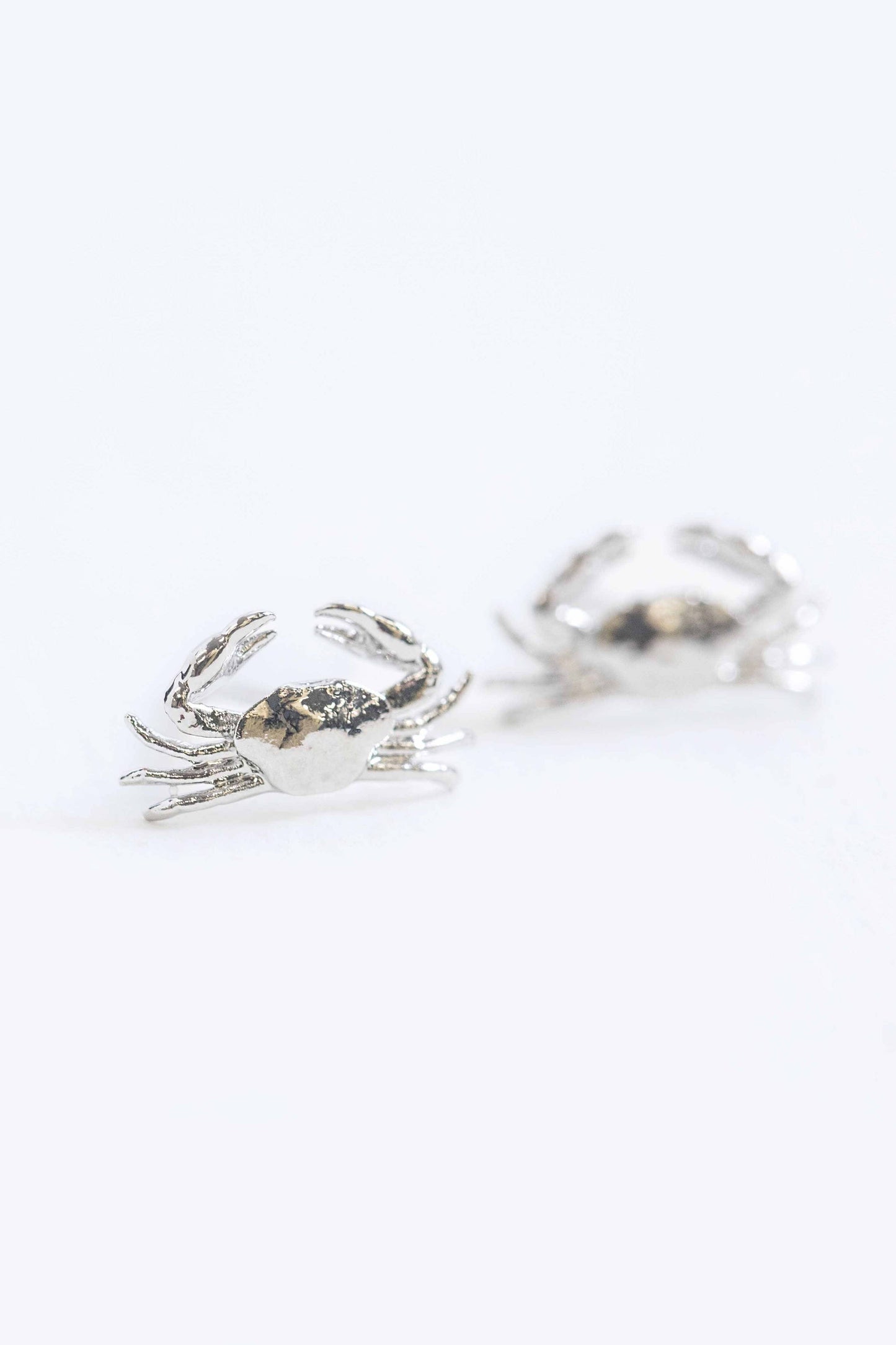 Bay Crab Earrings | Silver