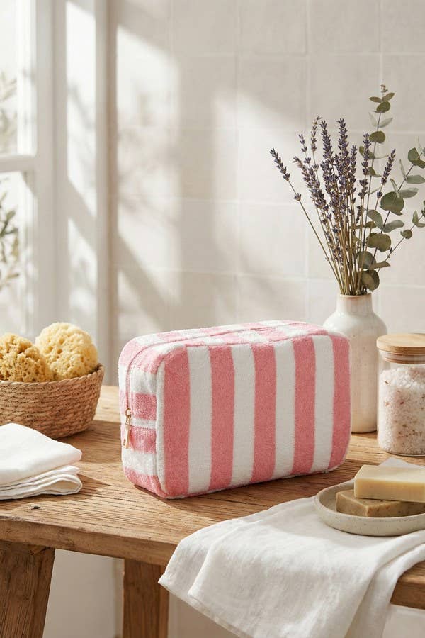 STRIPED TERRY POUCH