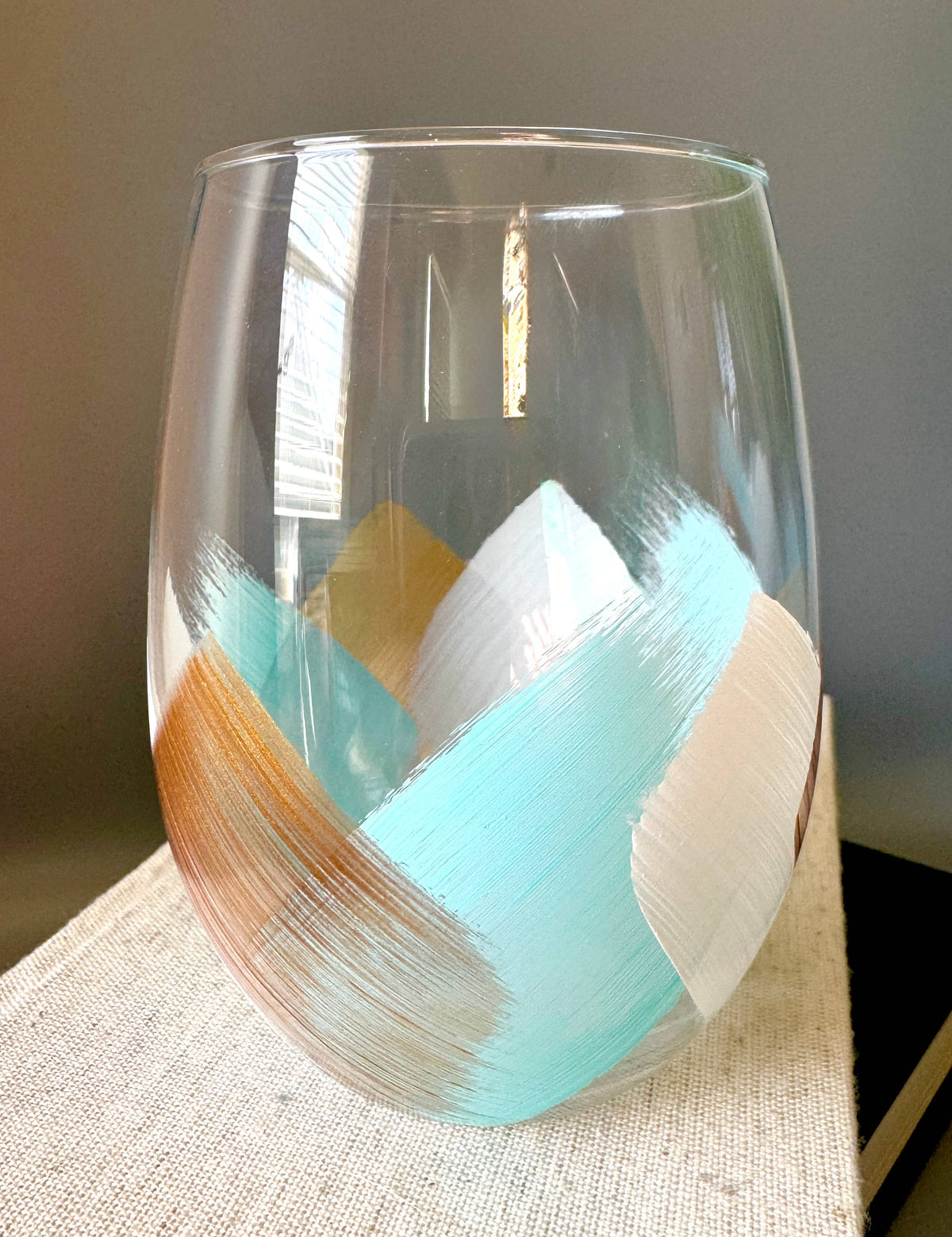 Coastal Breeze Wine Glass